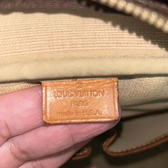 PreLoved Louis Vuitton Monogram Deauville - Picture 7 of 13